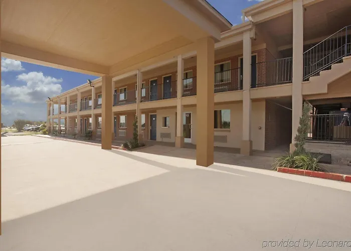 Americas Best Value Inn Waco - Franklin Avenue